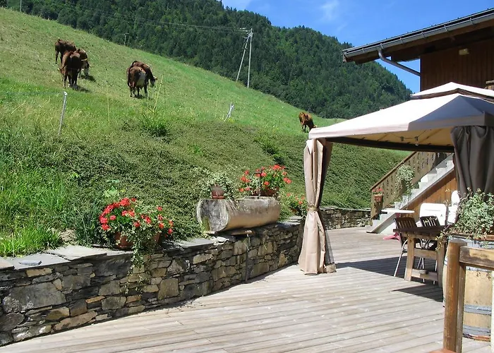 Chalet La Source 3*